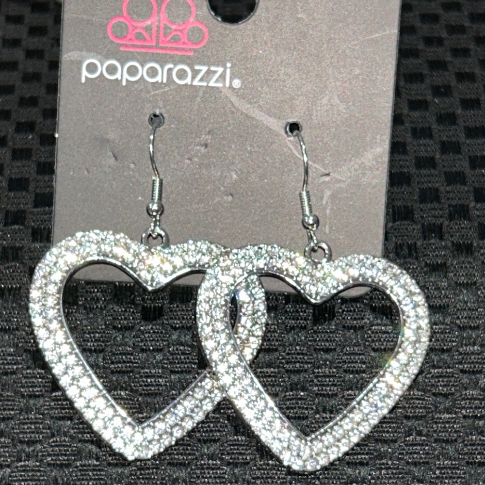 Paparazzi Silver Bling Heart Earrings